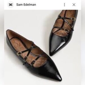 Sam Edelman
CASS STRAPPY BALLET FLAT
$140 size 7 gently used
COLOR:Black Leather